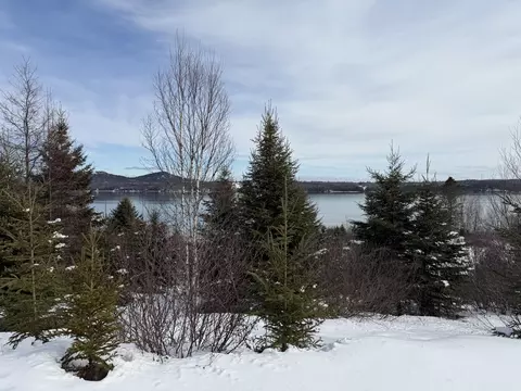 65 Gravel Road, Robbinston, ME 04671