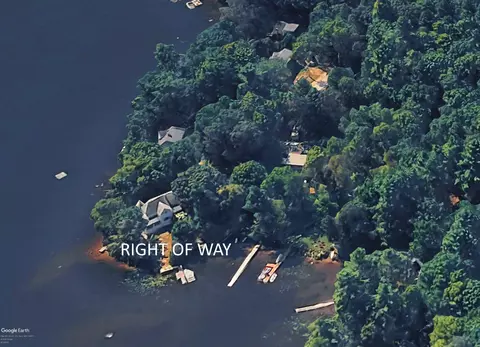 53 Johnson Rd, Windham, ME 04062