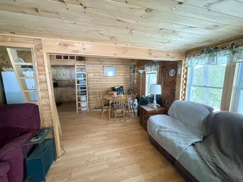 325 Egg Pond Rd, Lincoln, ME 04457