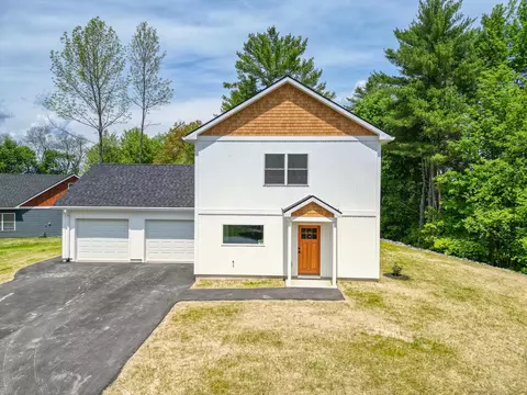 11 Village Green Cir, Oakland, ME 04963