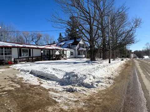 124 Thomas Hill Rd, Lee, ME 04455