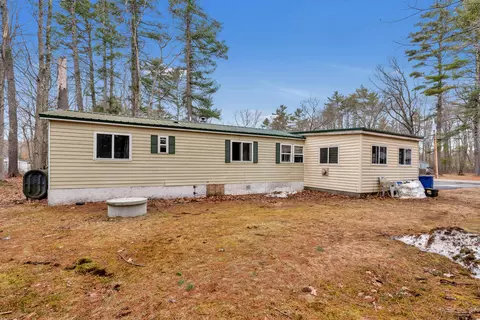 17 Red Fox Ln, Sanford, ME 04073