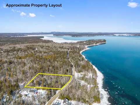 lot Apt 059 Paul Bunyan Rd, Gouldsboro, ME 04624