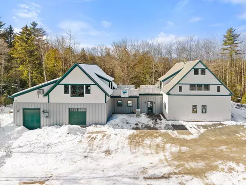 380 Ellsworth Rd, Blue Hill, ME 04614