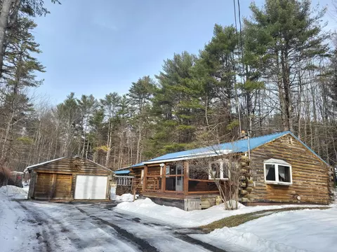 144 W Main St, Greene, ME 04236