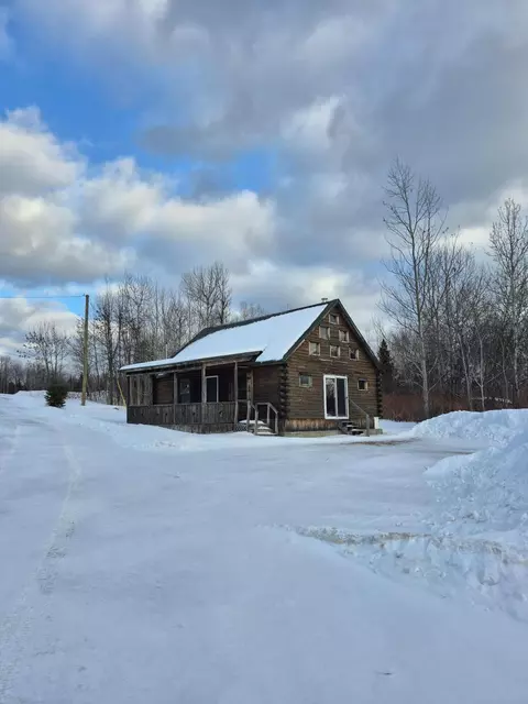 2048 County Rd, New Limerick, ME 04761