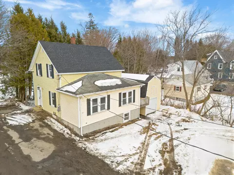 95 Eastern Ave, Augusta, ME 04330