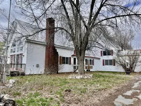 15 Garfield St, Madison, ME 04950