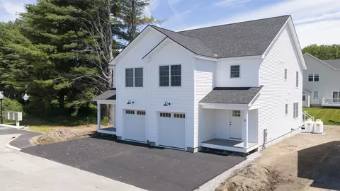 10 Hogan Cir #35, Westbrook, ME 04092