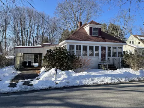 49 Belfort St, Portland, ME 04103