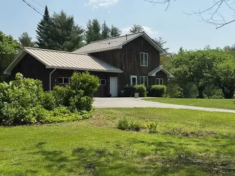 428 Bean Rd, Mount Vernon, ME 04352