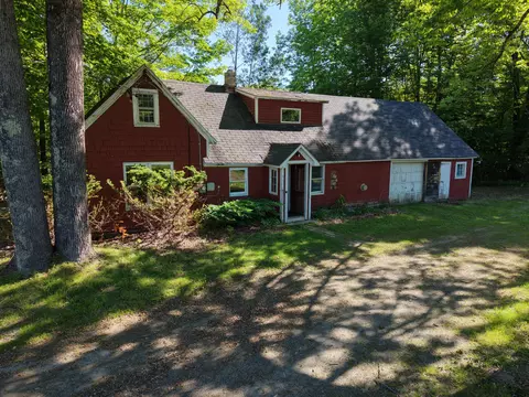 197 Smithfield Rd, Belgrade, ME 04917