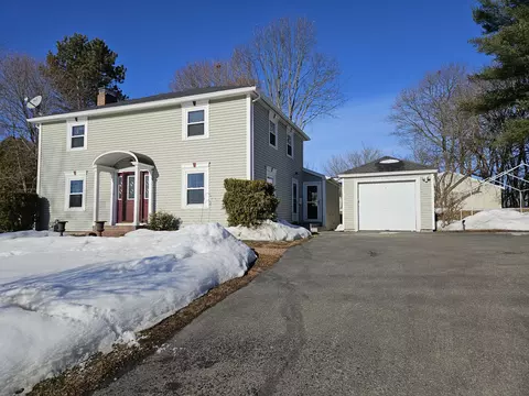 322 Webster St, Lewiston, ME 04240