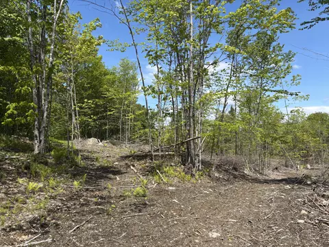 1 Bean Road # m 2 l, Mercer, ME 04957