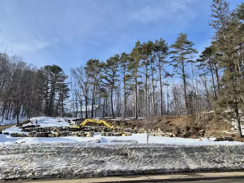 530 Main St, Wilton, ME 04294