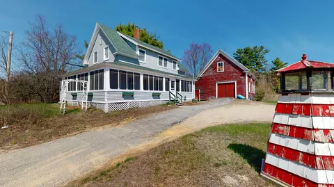 1696 Federal Rd, Livermore, ME 04253