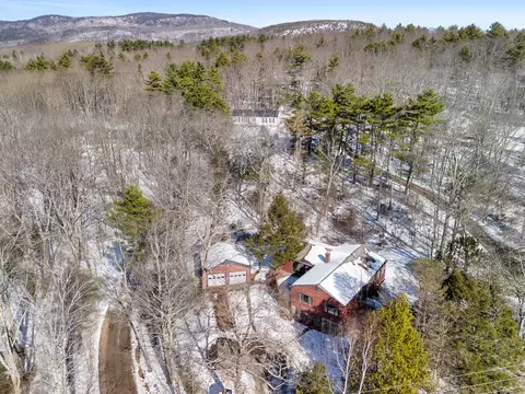 227 Mechanic St, Camden, ME 04843