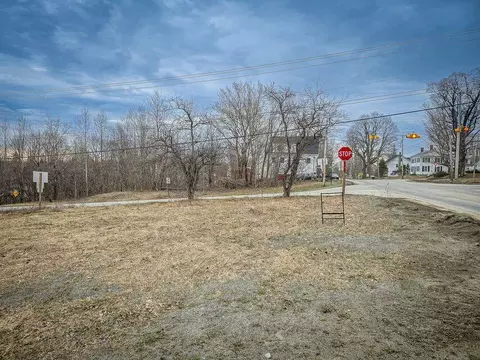 3 Atkinson Rd, Charleston, ME 04422