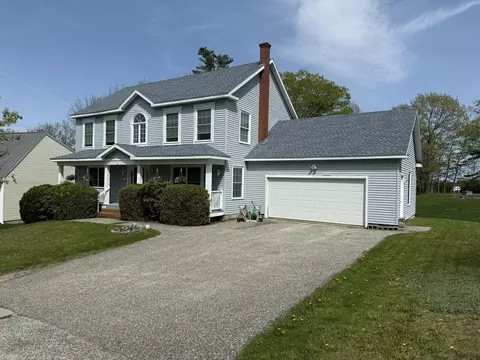 13 Oakwood Dr, South Portland, ME 04106