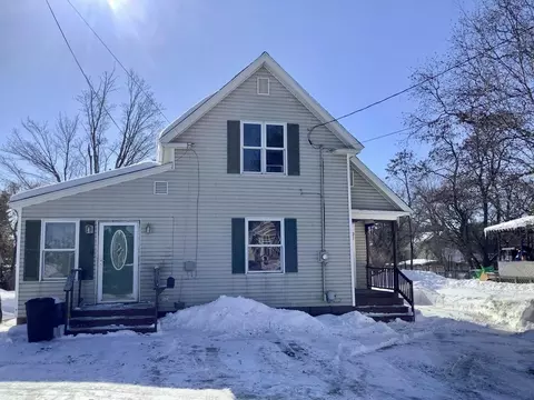 21 Thomas Ave, Caribou, ME 04736
