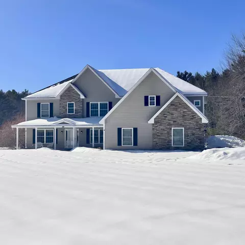 8 Clark Cir, Hampden, ME 04444