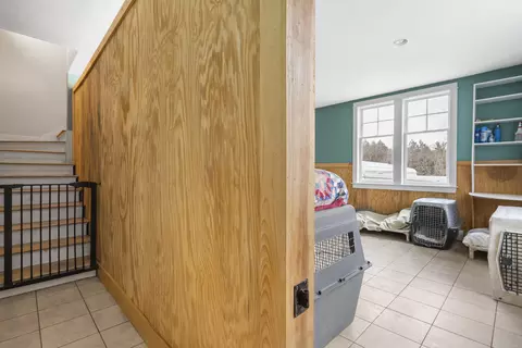 Entry Way - 144 Middle Rd, Edgecomb, ME 04556 photo 6 of 8