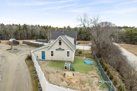 Exterior - 144 Middle Rd, Edgecomb, ME 04556 photo 11 of 14