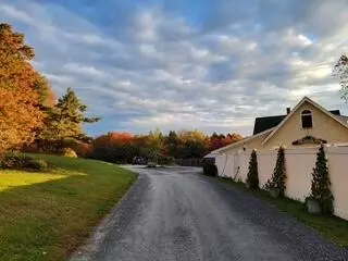 Exterior - 144 Middle Rd, Edgecomb, ME 04556 photo 7 of 14