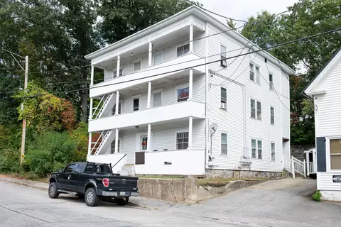 16 53 Osgood Ave, Mexico, ME 04257