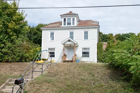 45 Granite St, Mexico, ME 04257