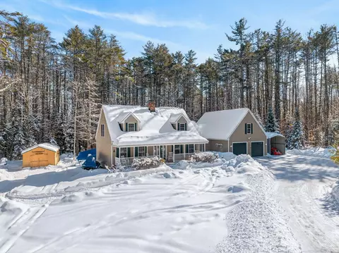 58 Quarterhorse Dr, Bridgton, ME 04009