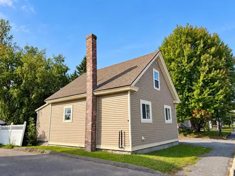 68 E Main St, Fort Kent, ME 04743