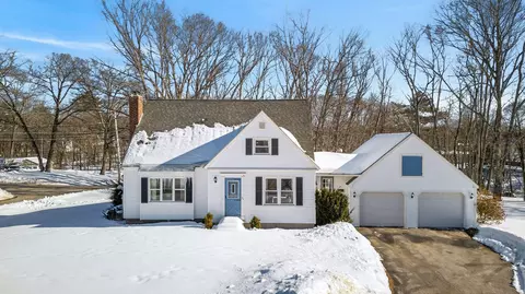 27 Bowdoin St, Lisbon, ME 04252