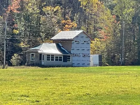 8 Science Hill Rd, Dixfield, ME 04224