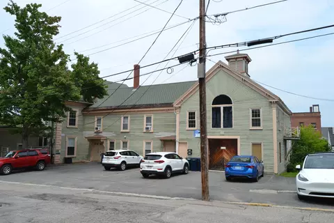 109 Alfred St, Biddeford, ME 04005
