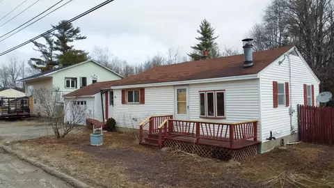 255 Bates St, Millinocket, ME 04462