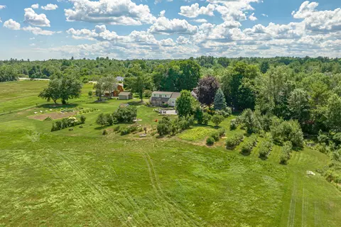 697 Fort Hill Rd, Gorham, ME 04038
