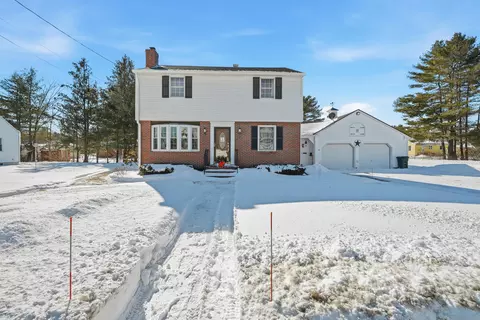 34 Windsor Ave, Augusta, ME 04330