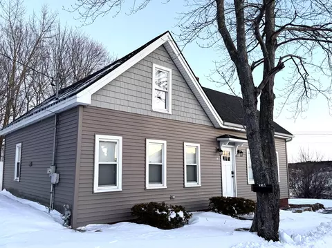 16 Bartlett St, Saco, ME 04072
