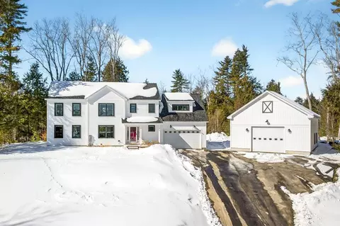20 Revolution Dr, Windham, ME 04062