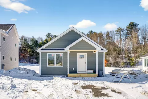 19 Feldspar Ln #10, Cumberland, ME 04021