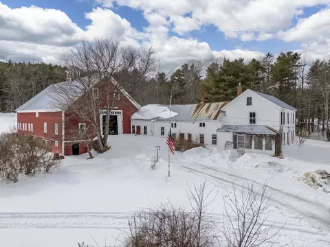 1683 Intervale Rd, Bethel, ME 04217