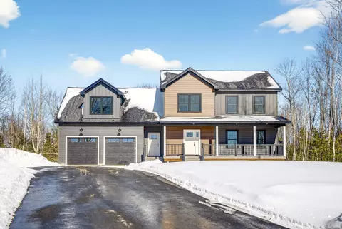 17 Betty Ln, Windham, ME 04062