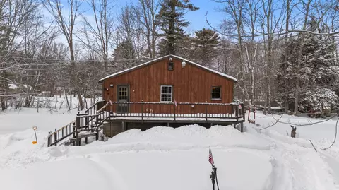 4 Lebanon Rd, Saco, ME 04072
