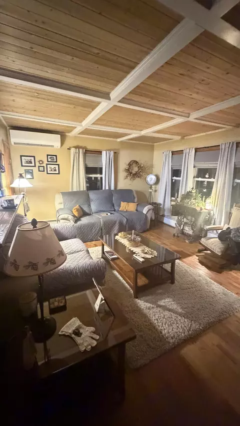 Living - 18 Winter St, Millinocket, ME 04462 photo 2 of 4