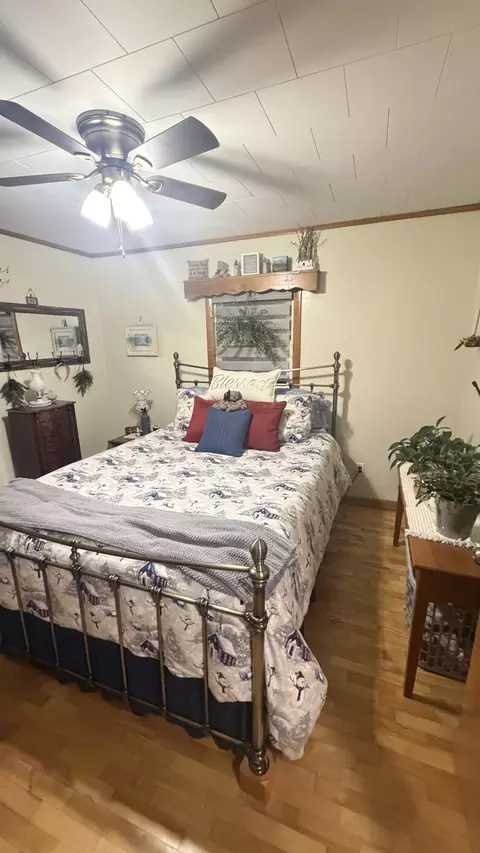 Bedroom - 18 Winter St, Millinocket, ME 04462 photo 4 of 5