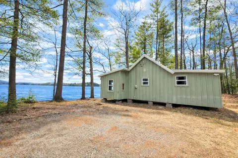 36 Sunset Point Dr, Bradley, ME 04411