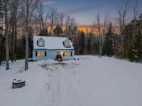 177 Hussey Hill Rd, Acton, ME 04001