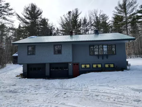 39 S Rd, Lee, ME 04455