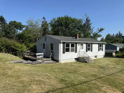 111 N Main St, Stonington, ME 04681